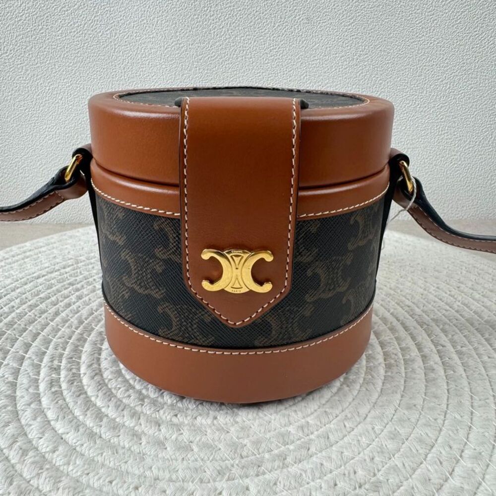 Celine Women Pre-Loved Bag Very Good Condition